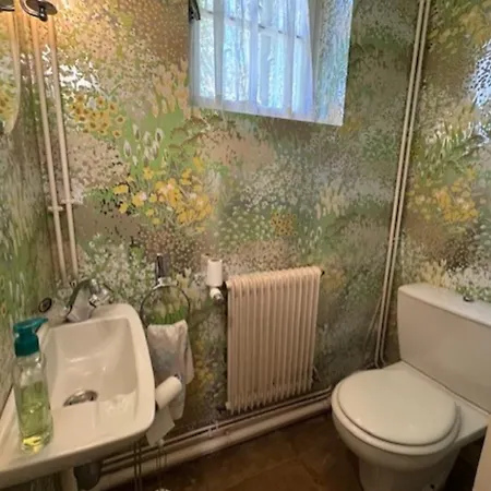 Large House With A Garden Holiday home Tourgeville