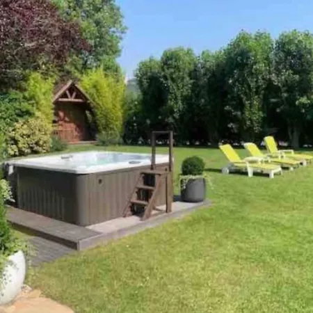 Large House With A Garden *